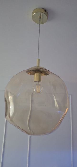 Duża lampa złota asymetryczna nowoczesna stylowa