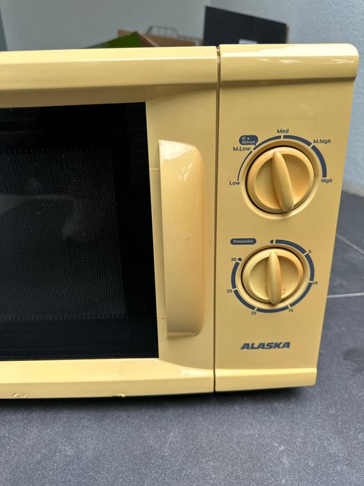 Microondas Alaska
