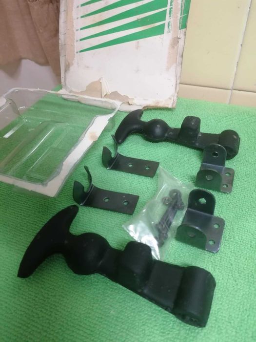 Ornamento de capô de automóvel