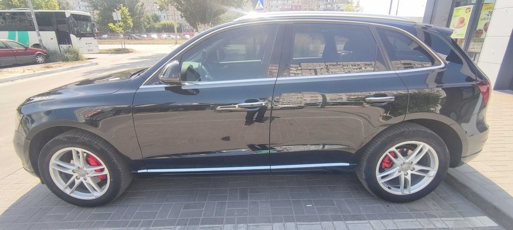 Audi Q5 2016 VIN WA1L2AFP7HA036141 фото оголошення 9 з 23