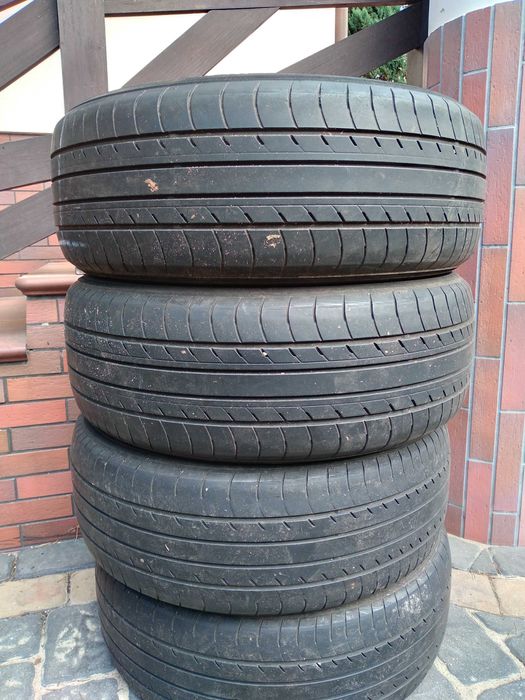 Opony komplet 4 sztuki 17/55/215