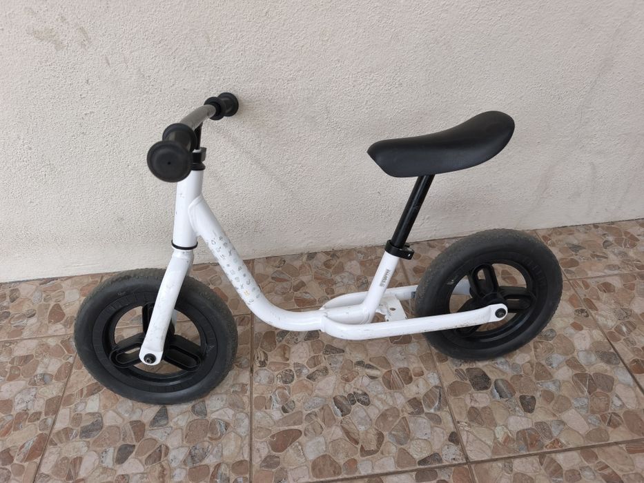 Bicicleta criança equilíbrio