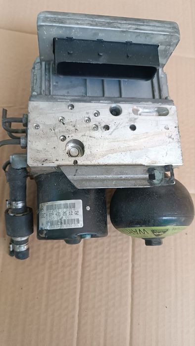 Блок управління ABS Mercedes E-class (W211) 2002-2009