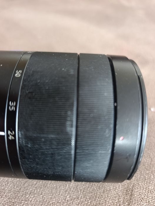Обєктив zeiss 24-70 для sony fe
