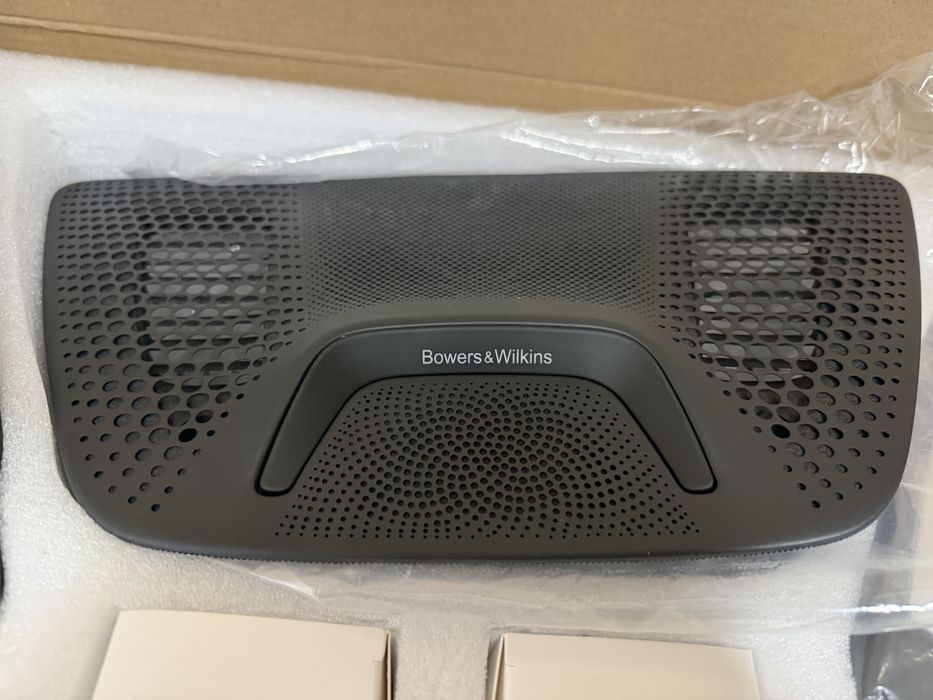 Накладки динаміків з підсвіткою Bowers & Wilkins для BMW x5 g05
