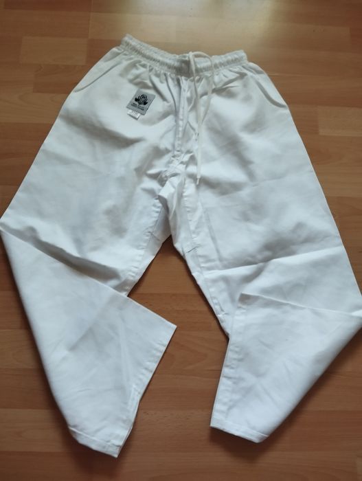 Sprzedam nowe kimono karate BUSHIDO rozm.2/150