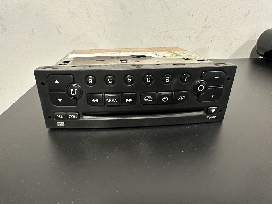 Radio  Citroen c2 com códigos disponível