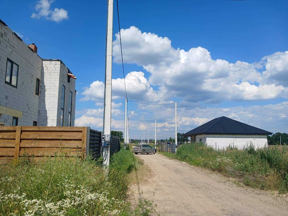 Крюківщина Тарасівка 5 соток з підключеним світлом