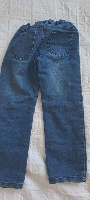 Spodnie jeansy z ociepleniem c&a 110 116