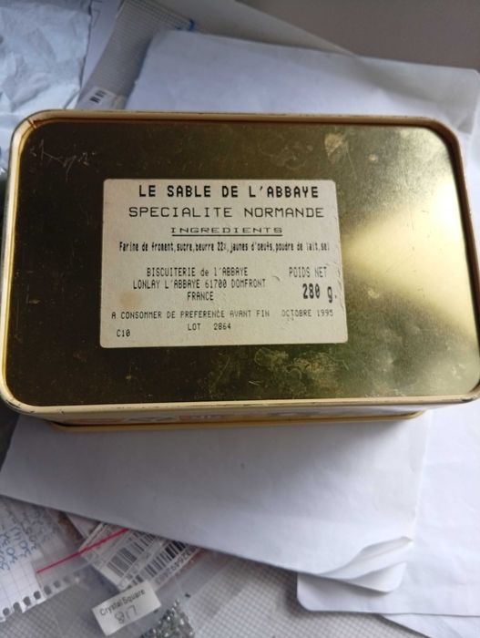 RARA Lata de bolachas/biscoitos, vintage, alusão "DIA D"