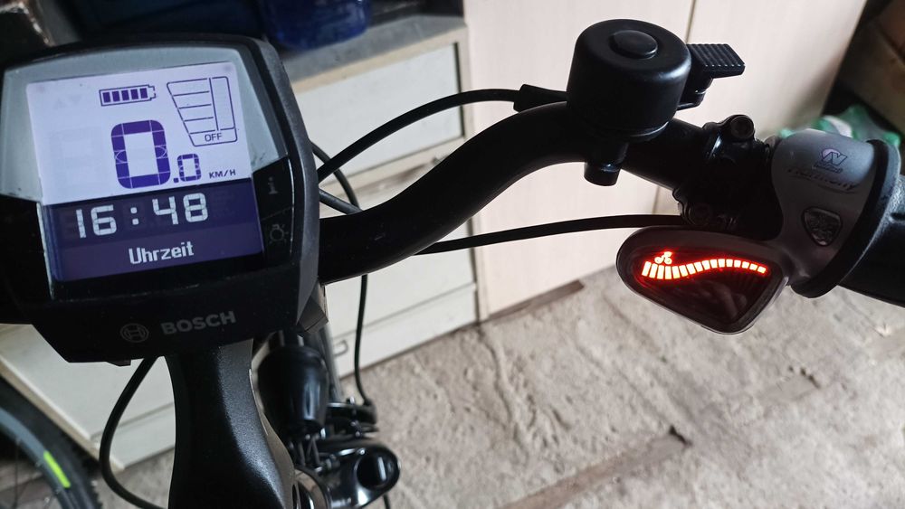 Rower elektryczny Gudreit automatyczne biegi Bosch. Koła 28 rama 21'