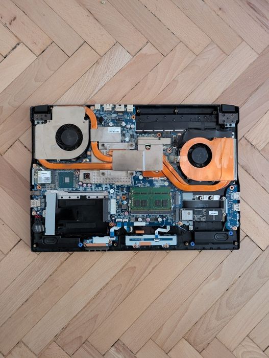 Laptop Gigabyte G5 KC [144Hz i5-10500H RTX 3060 16 RAM 512SSD]