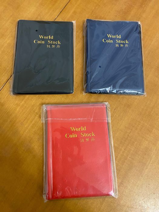 Альбом для монет і купюр / 60 - 120 комірок нумізматика