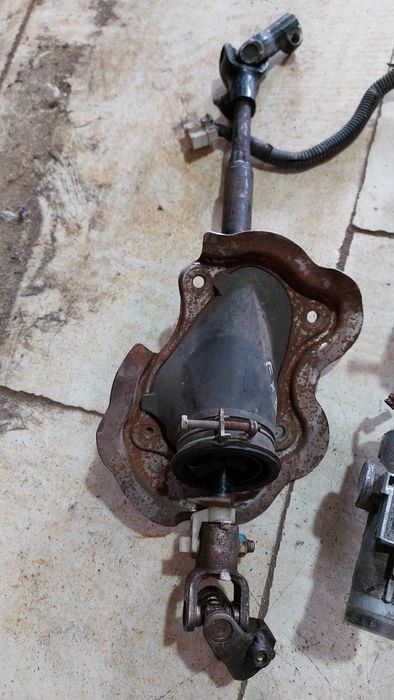 Infiniti FX 35 03-08г.в колонка вал с механизмом руля