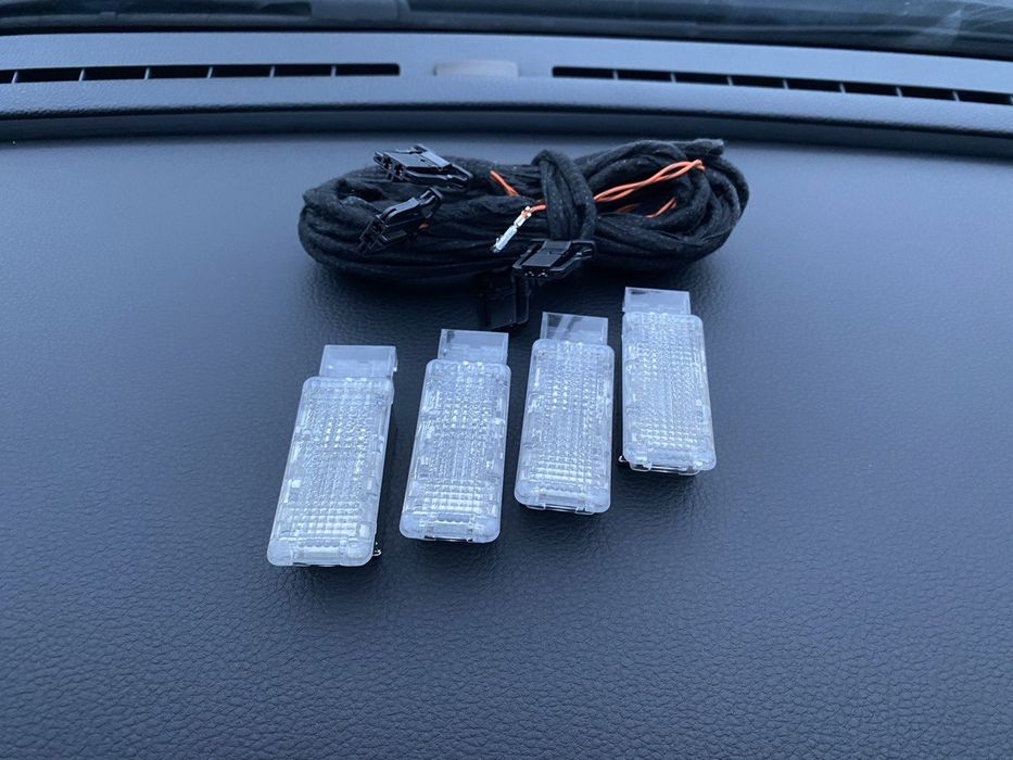 Підсвітка простору ніг Volkswagen