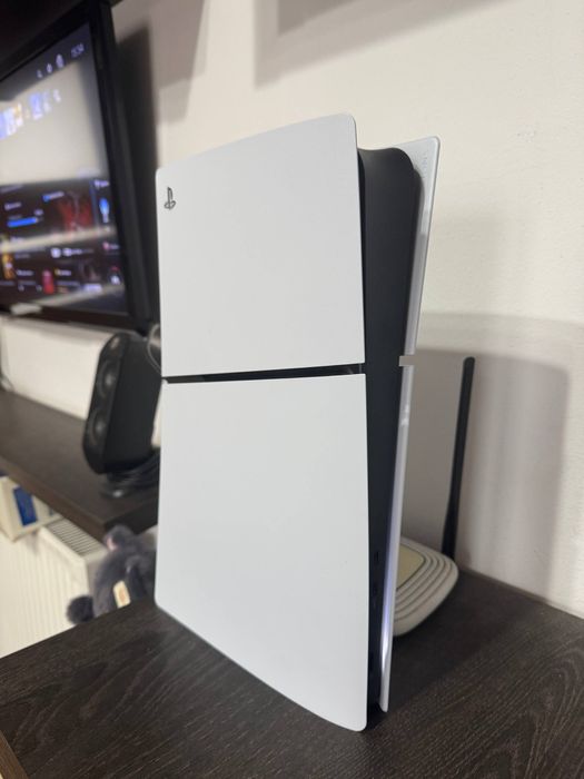 PlayStation 5 Digital Edition + drugi pad
