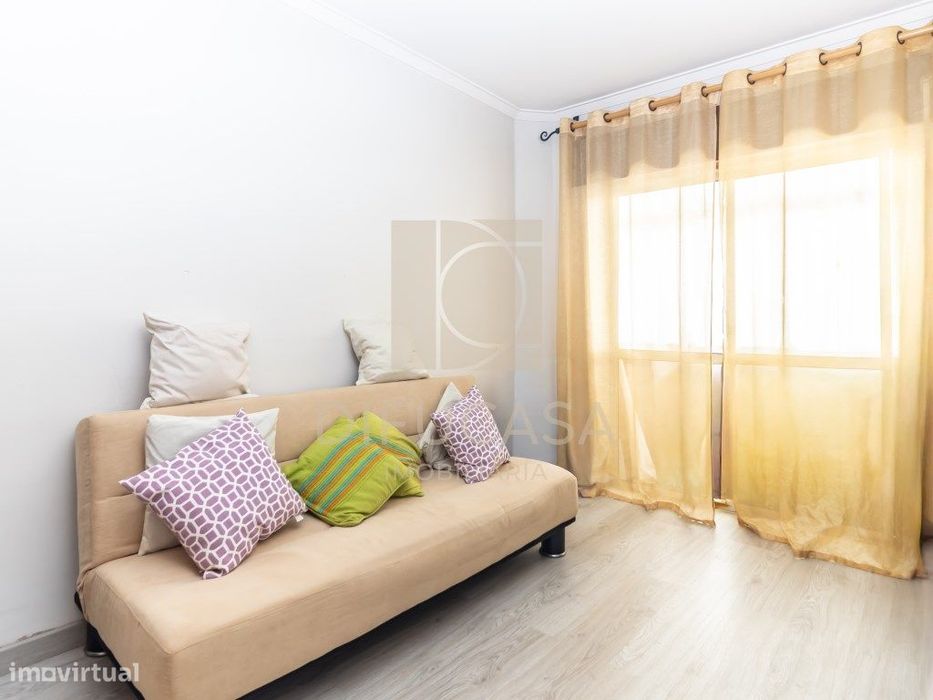 R363 Apartamento T3 1º Andar Amora