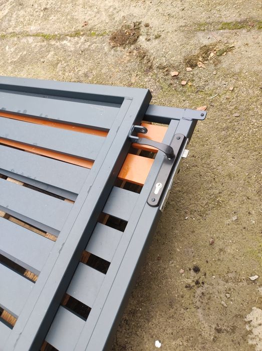 Brama 2 skrzydłowa panelowa łatowa lamelowa aluminiowa