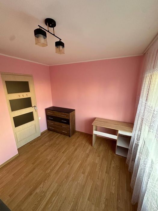 Оренда кімнати для дівчини