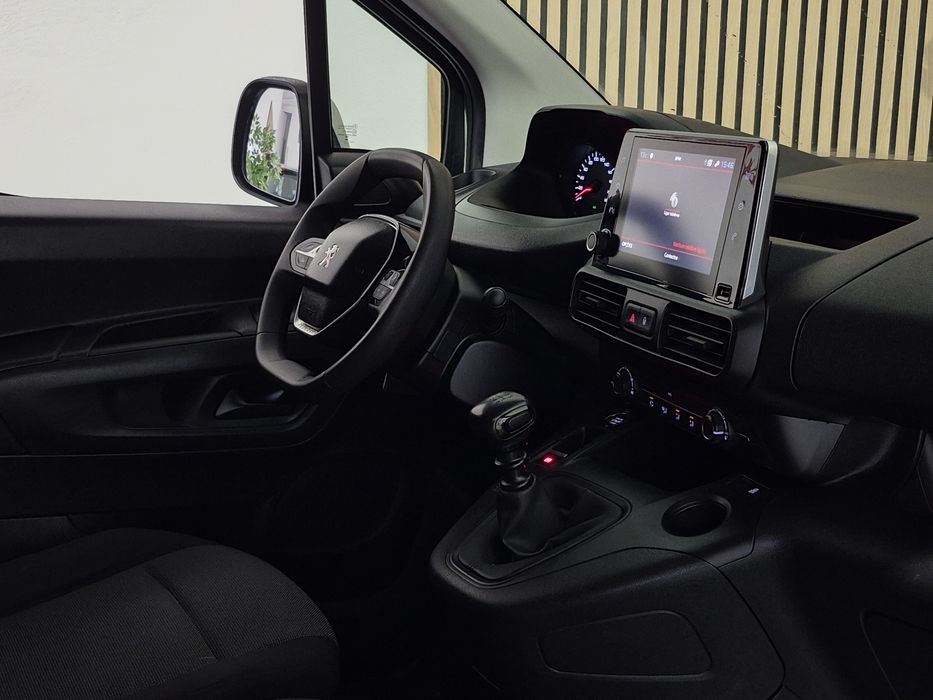 Peugeot Partner LONGA - 130CV - 3 LUG | GARANTIA | FULL EQUIPAMENTO