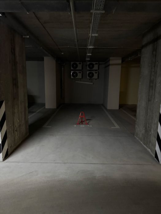 Без комісії. Оренда паркомісця в ЖК Новопечерська вежа Бойчука 41 Б