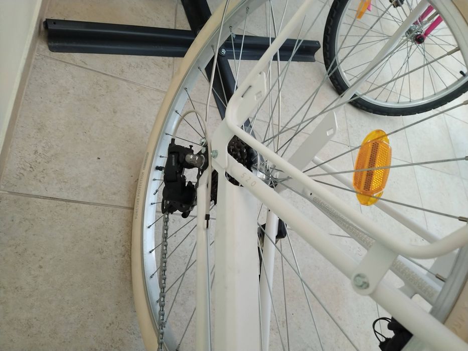 Bicicleta de cidade tipo Pasteleira modelo especial de senhora