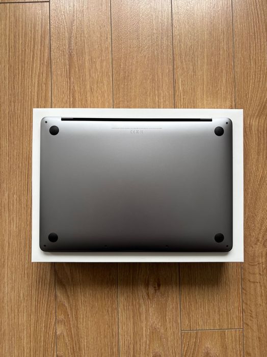 Apple Macbook Pro 13” M1 16GB Ram, 512GB Dysk