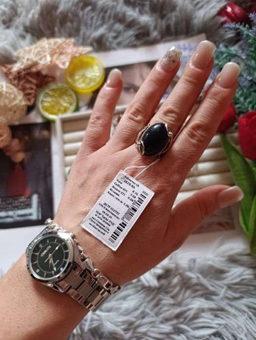 Срібні каблучки розмір 18