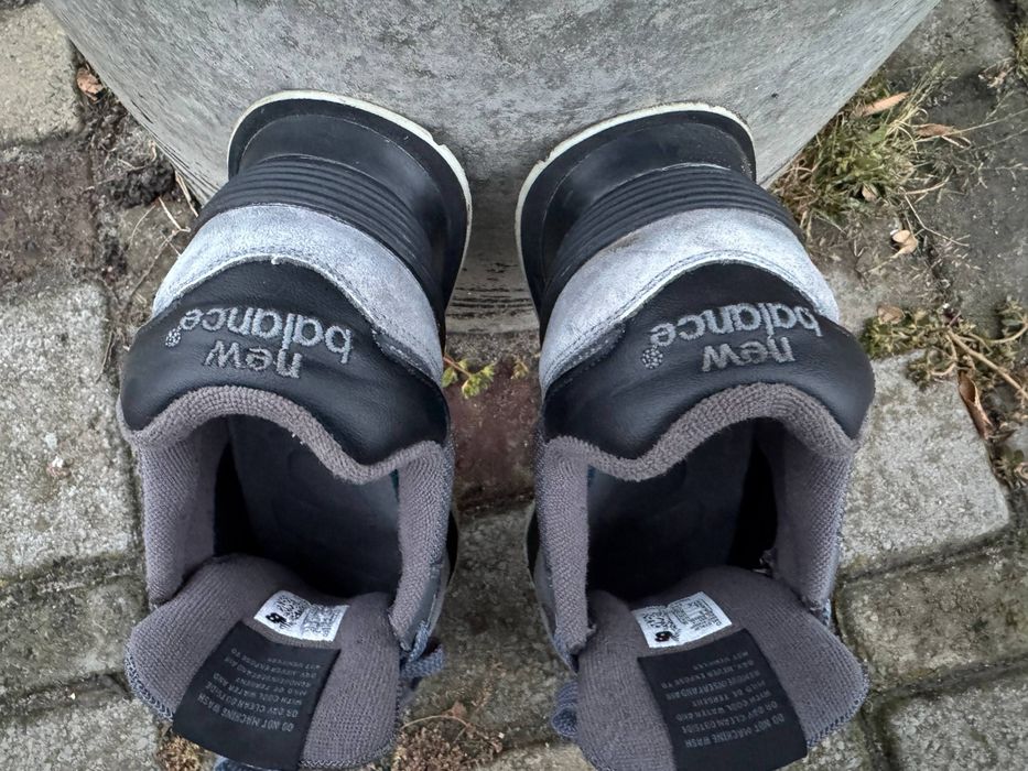 кросівки new balance