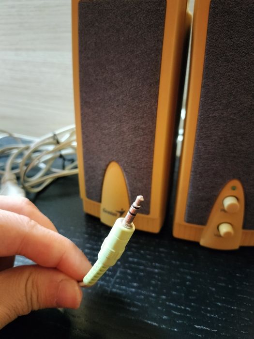 Colunas Genius - jack 3.5 mm