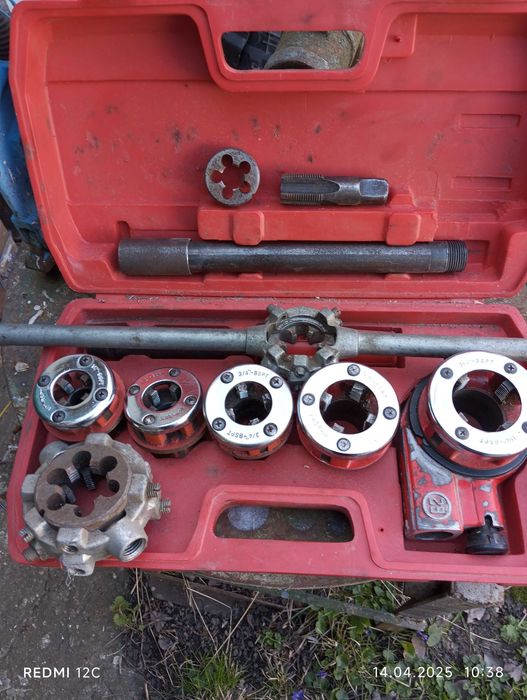 Сварочный аппарат,бензопила,Клупп ,.Болгарка, электро -дрель, плашки