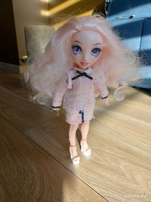 Lalka rainbow high bella parker