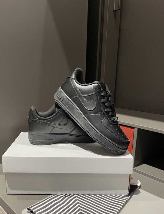 Nike Air Force 1 Black 37.5