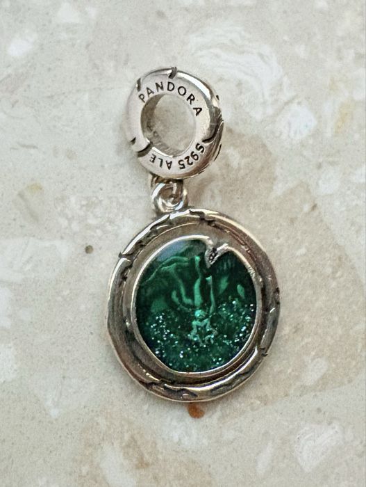 Pandora stranger things charms zawieszka