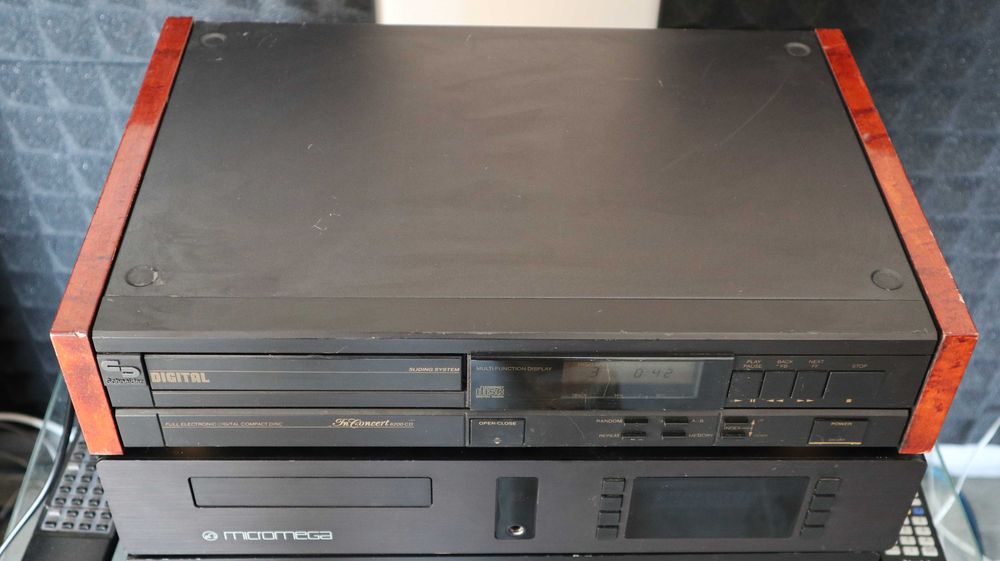 Cd Проигрыватель SCHNEIDER CD 6200 InConcert