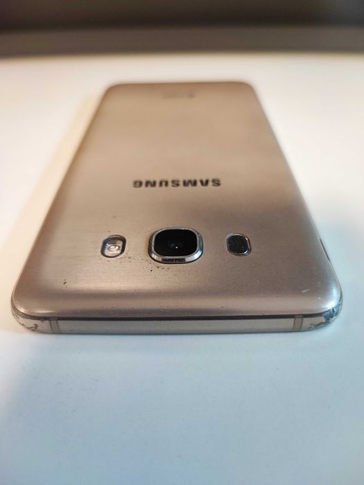 Samsung Galaxy J7 2016 Duos SM-J710F NFC хорошее состояние