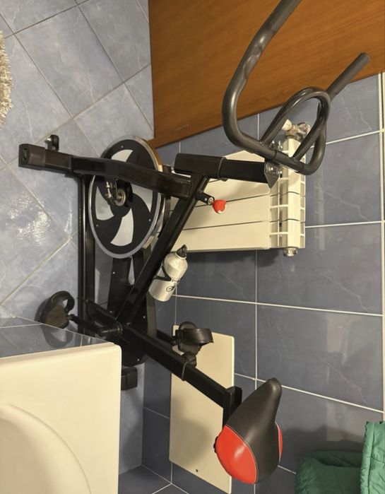Bicicleta Estática de Exercício – Fitness
