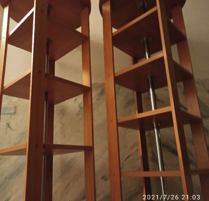 Продам полки вертушки