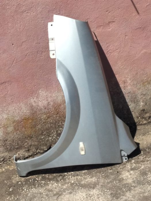 Guarda Lamas Kia Carens Ano 2005 Esquerdo e Direito