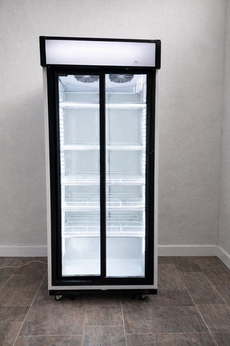 Lodówka witryna Chlodziarka Metalfrio Coll 900 nowy model