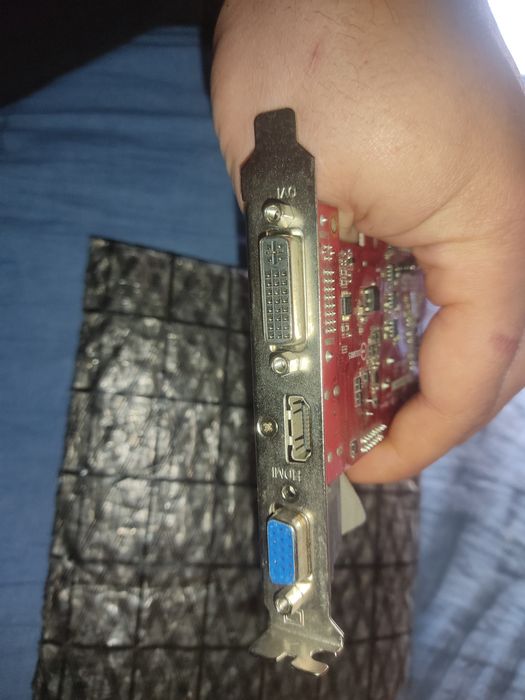 Видиокарта HD 5450, EAH4650 Radeon 1 гігабайт обслужені.