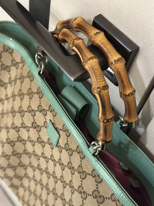 GUCCI GG Canvas Patent Leather Bamboo Handle сумка