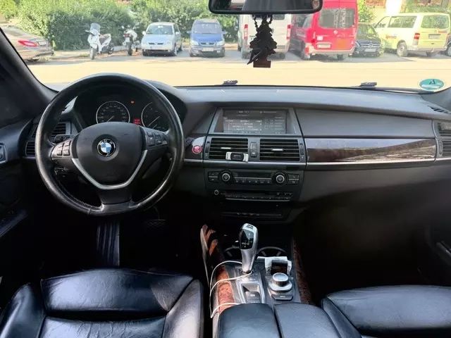 Продам BMW e70 під пригон