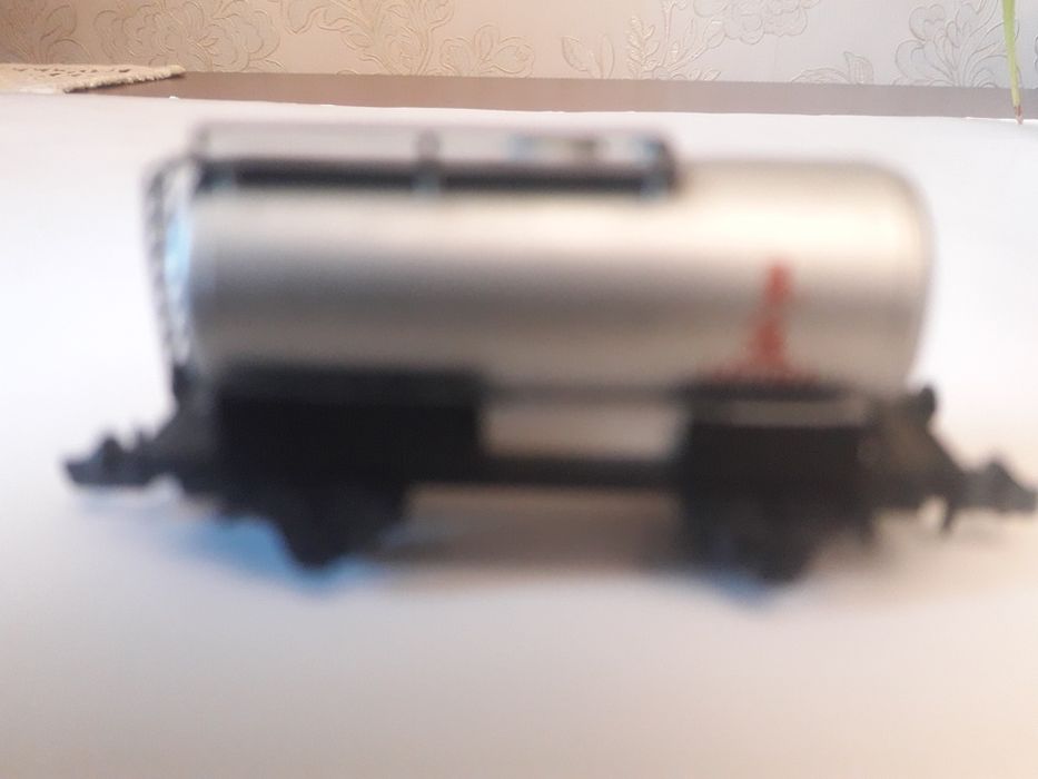 Вагони німецької фірми PIKO N 9 мм.