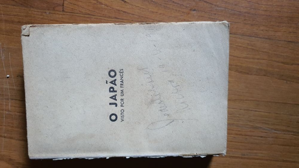 Livros muito antigos