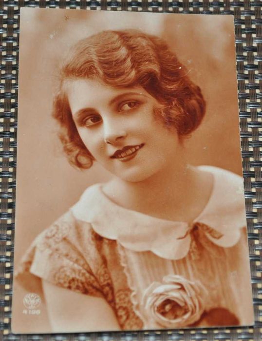 Pocztówka - KOBIETA - 25/III. 1926r. -Bystrice- Posta Ceskoslovenska