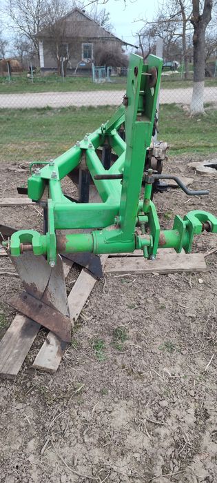 Продам плуг BOMET 4-30