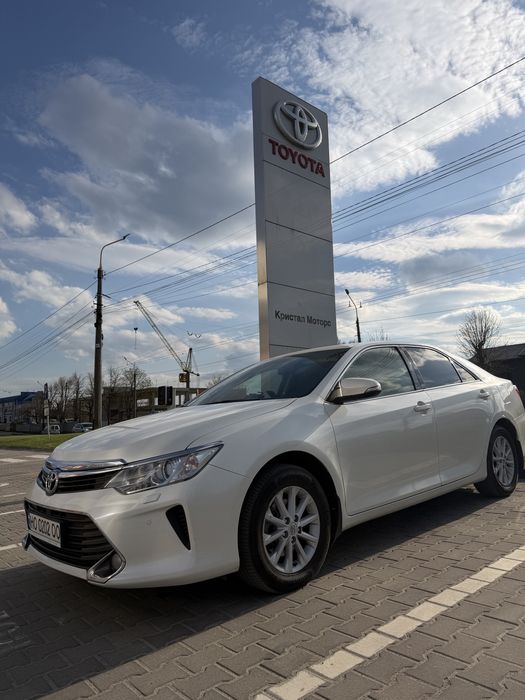 Toyota camry 55 2015