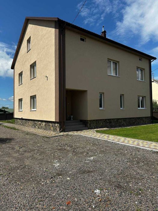 Продаж будинку м. Пустомити