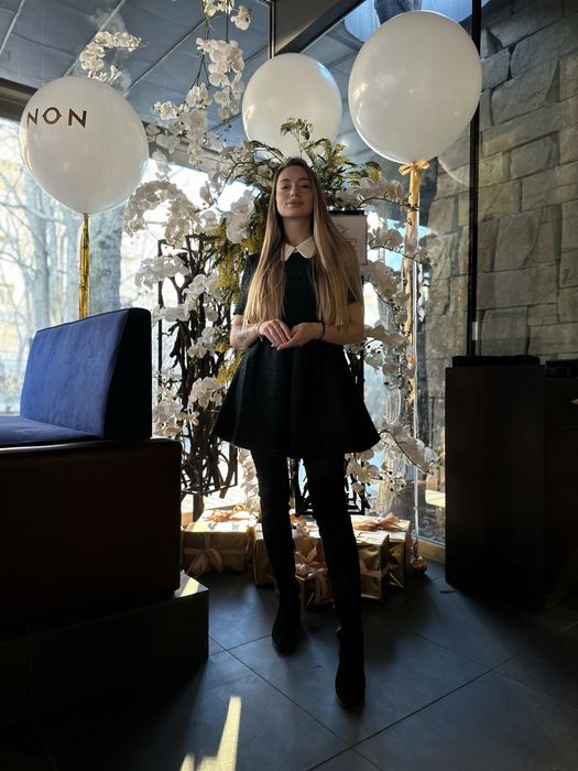 Твідова сукня у темно зеленому кольорі